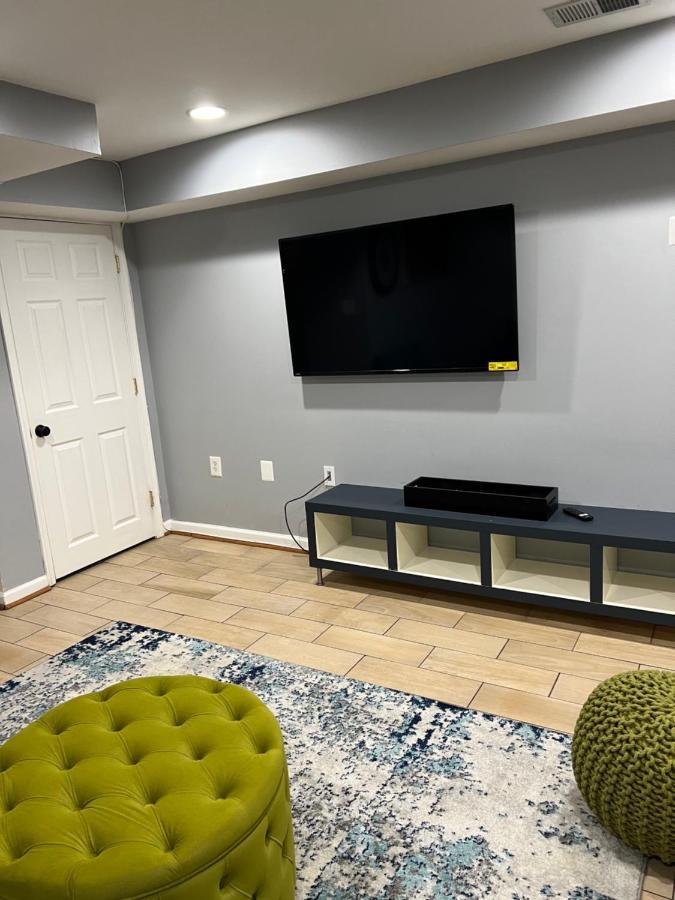 Chic Downtown In-Law Suite Washington Esterno foto